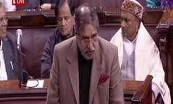 विपक्ष ने लगाया बड़ा आरोप, नोटबंदी और जीएसटी के कारण नौकरियां कम हुई