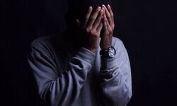 बाप, राजेश मिश्रा, साक्षी मिश्रा, अजितेश, सातवीं-आठवीं शताब्दी, वसन्तोत्सव, मोहम्मद बिन कासिम, गोरी, गजनवी, तैमूर, खिलजी, मुगल, अंग्रेज, रकीबुल हसन, Father-daughter, Rajesh Mishra, Sakshi Mishra, Ajitesh, Seventh-eighth century, Vasantotsav, Mohammed bin Qasim, Gauri, Gajnavi, Timur,