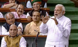 Narendra Modi, Rahul Gandhi, BJP, Congress, Parliament House, Parliament session, No-confidence motion, Future of Congress, Opposition, नरेंद्र मोदी, राहुल गांधी, बीजेपी, कांग्रेस, संसद, ससद भवन, अविश्वास प्रस्ताव, विपक्ष, बीजेपी की जीत, कांग्रेस का भविष्य