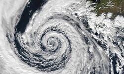 केरल: चक्रवात ओखी में 4 मछुआरों की मौत, 102 लापता