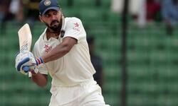 मुरली विजय ने टेनिस गेंद से किया नेट अभ्यास