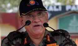 घुसपैठ पर सेना प्रमुख के बयान पर राजनीतिक तूफान