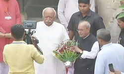 हेडगेवार भारत माँ के महान सपूत थे : श्री प्रणव मुखर्जी हेडगेवार भारत माँ के महान सपूत थे : श्री प्रणव मुखर्जी