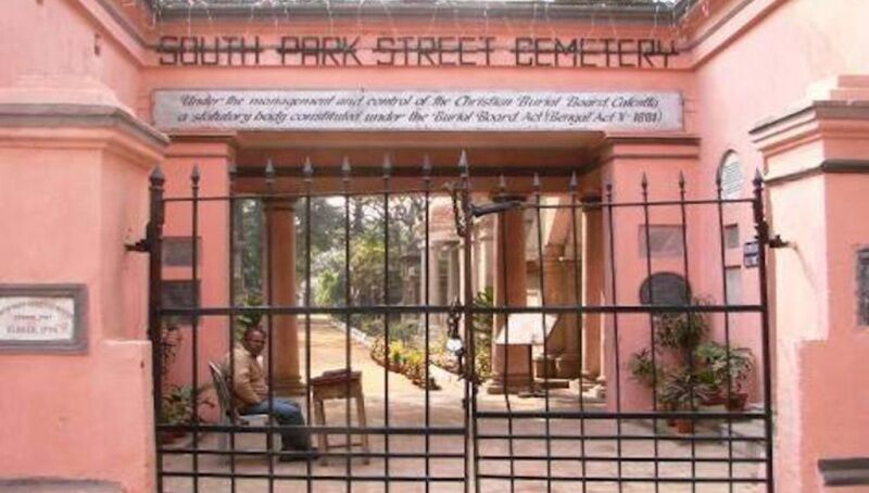 बढ़ते कब्र-स्थल और जन-स्मृतियों की राजनीति बढ़ते कब्र-स्थल और जन-स्मृतियों की राजनीति