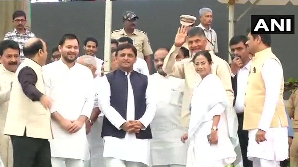 2019 शंखनाद : वो गठबंधित हो रहे हैं पक्ष आपको भी चुनना ही पड़ेगा 2019 शंखनाद : वो गठबंधित हो रहे हैं पक्ष आपको भी चुनना ही पड़ेगा