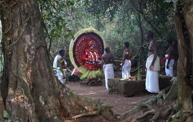 उत्तराखंड, केदारनाथ त्रासदी, इलेक्ट्रॉनिक मीडिया, प्रिंसटन स्कॉलर, रॉय स्क्रेनतों, लर्निंग हाऊ टू डाई इन द एनथ्रोपोसिन, गार्डेनेड एनथ्रोपोसिन, मिथक, विनष्टीकरण, अलकनंदा हाइड्रो पावर कंपनी लिमि�