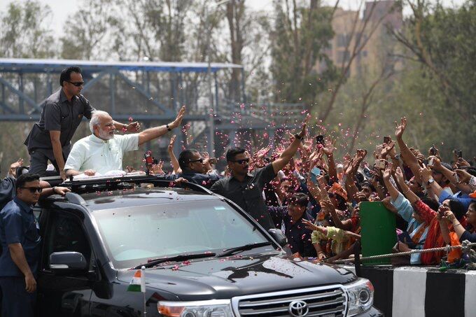 मोदी जी ने देश को समर्पित किया ईस्टर्न पेरिफेरल एक्सप्रेसवे, इससे दिल्ली को भी जाम एवं प्रदूषण से मिलेगा छुटकारा